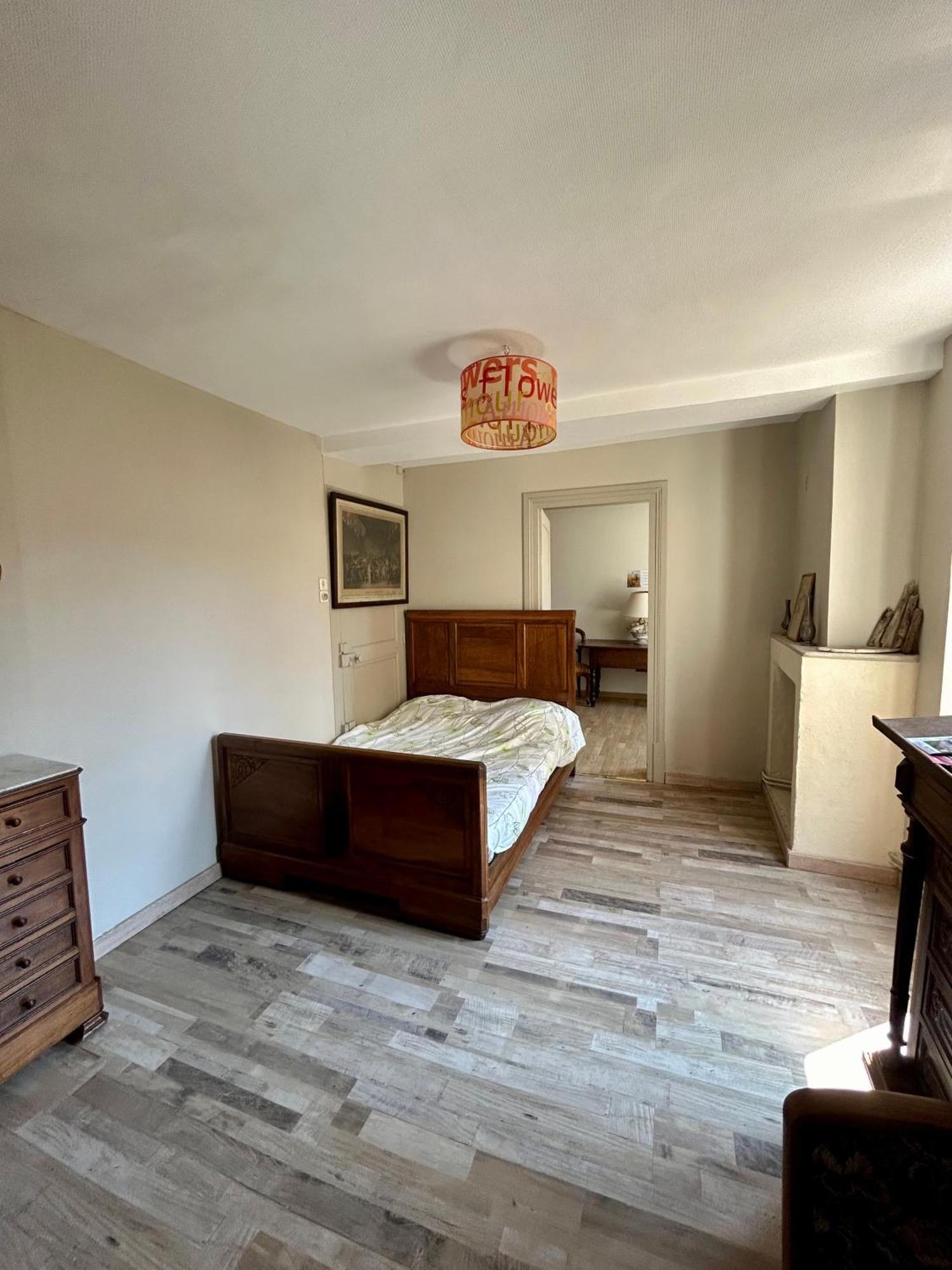 100Metres Du Chateau Au 116 Rue De La Republique Визил Екстериор снимка