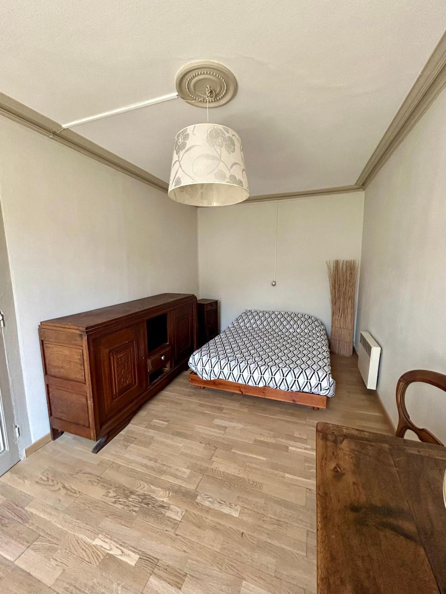 100Metres Du Chateau Au 116 Rue De La Republique Визил Екстериор снимка